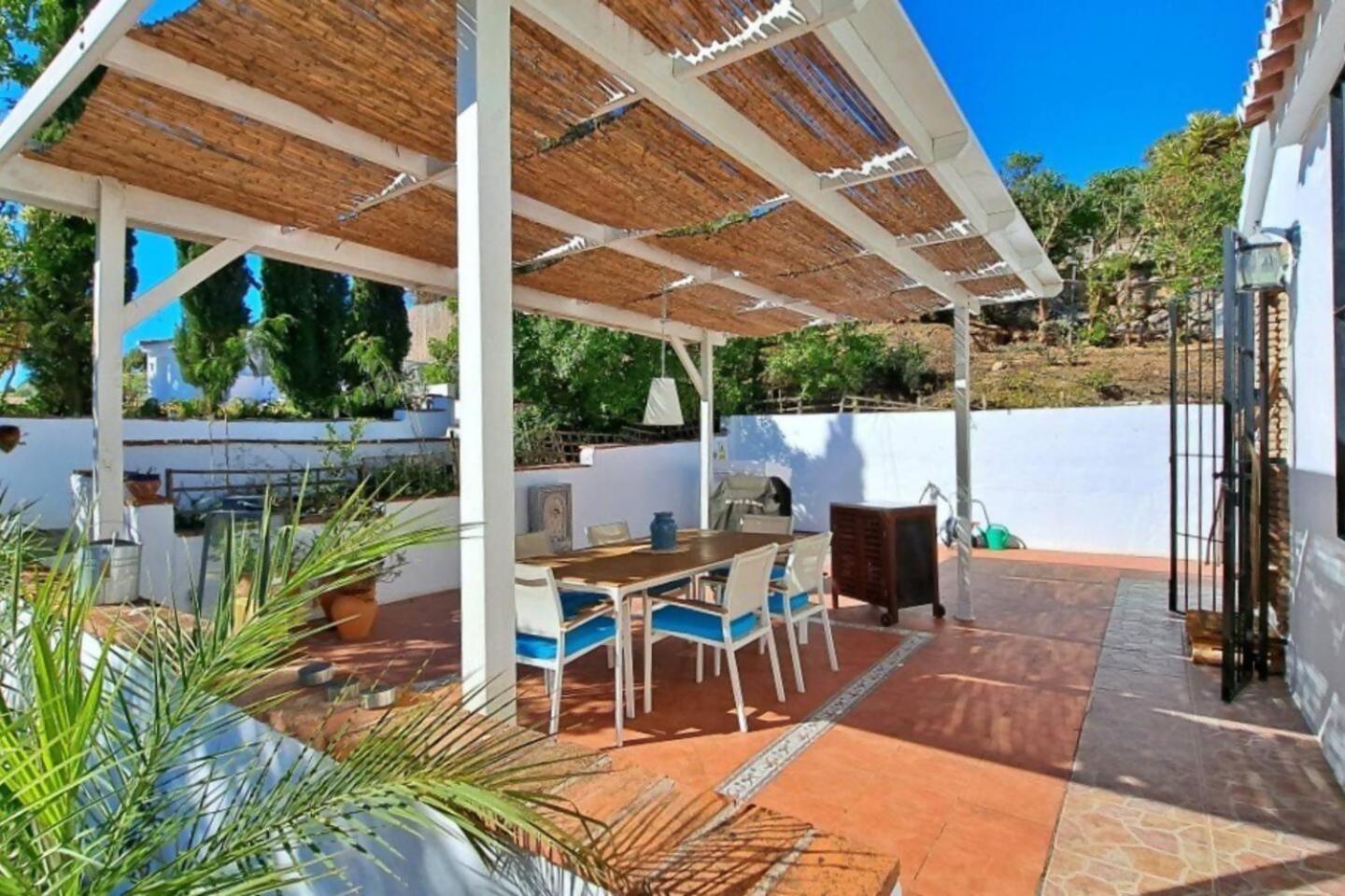 La Perla Andaluza Villa Alcaucín Exterior photo
